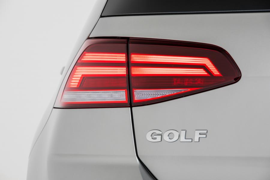 Детали экстерьера Volkswagen Golf TSI 5-Door 2017 года  (AU) (фото 16 из 21)